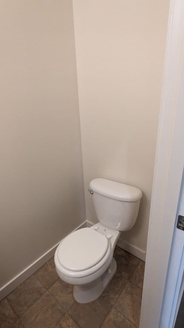 Portland Townhome: 16906 NE Halsey Street