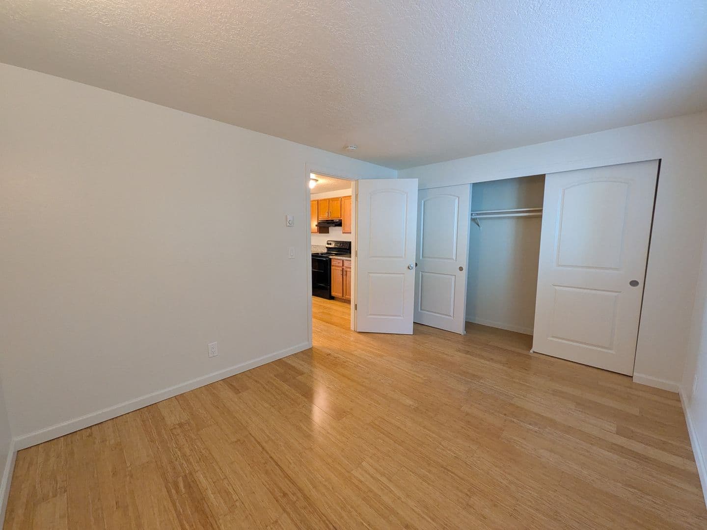 Portland Apartment: 4102-4128 SE Cesar Chavez Blvd