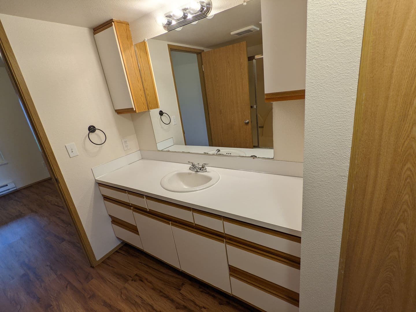 McMinnville Apartment: 1765 SW Tamarack St.