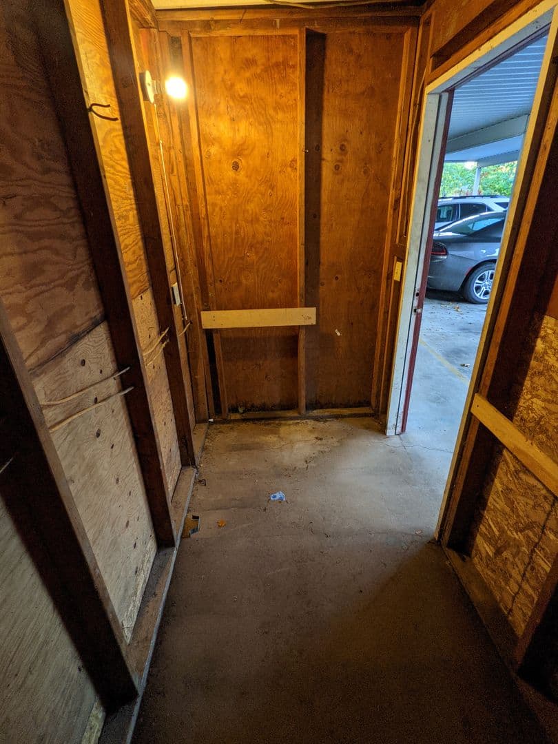 Beaverton Multiplex: 4450 SW Stoddard Drive