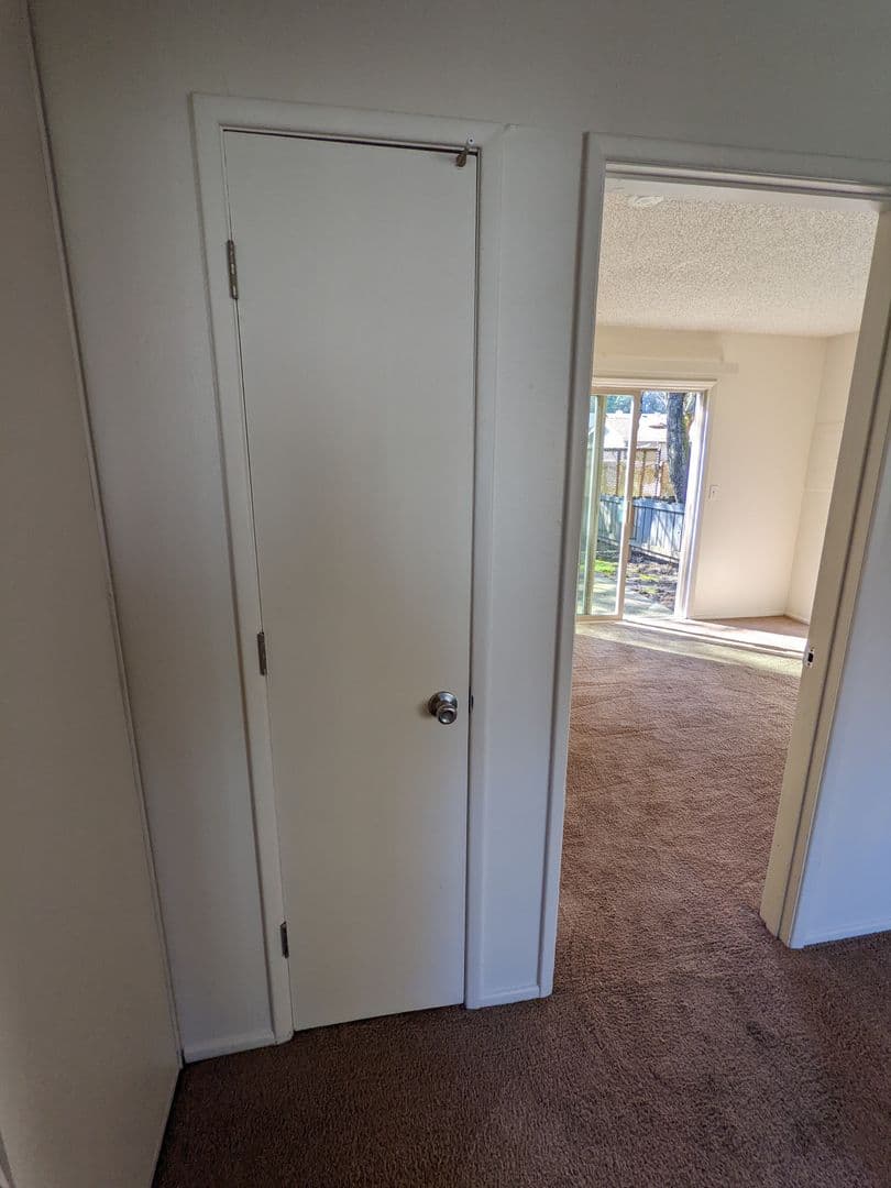 Hillsboro Apartment: 1184 NE Turner Drive