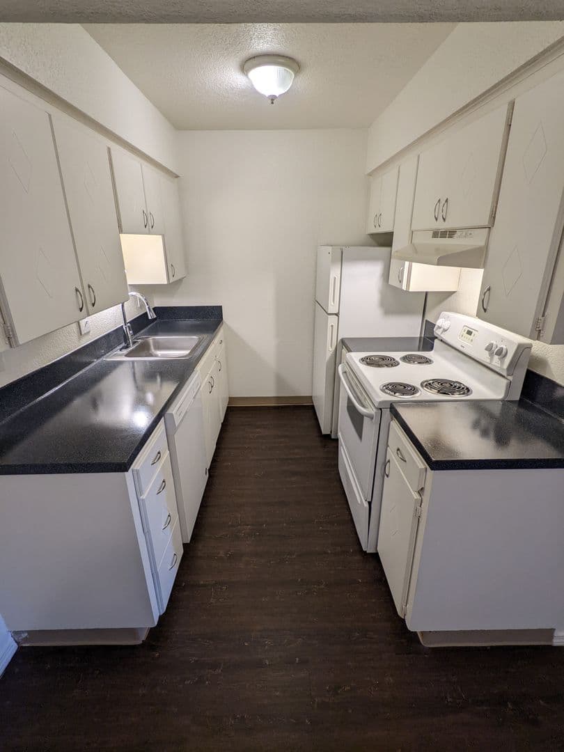 Beaverton Apartment: 6320 SW Lombard Ave