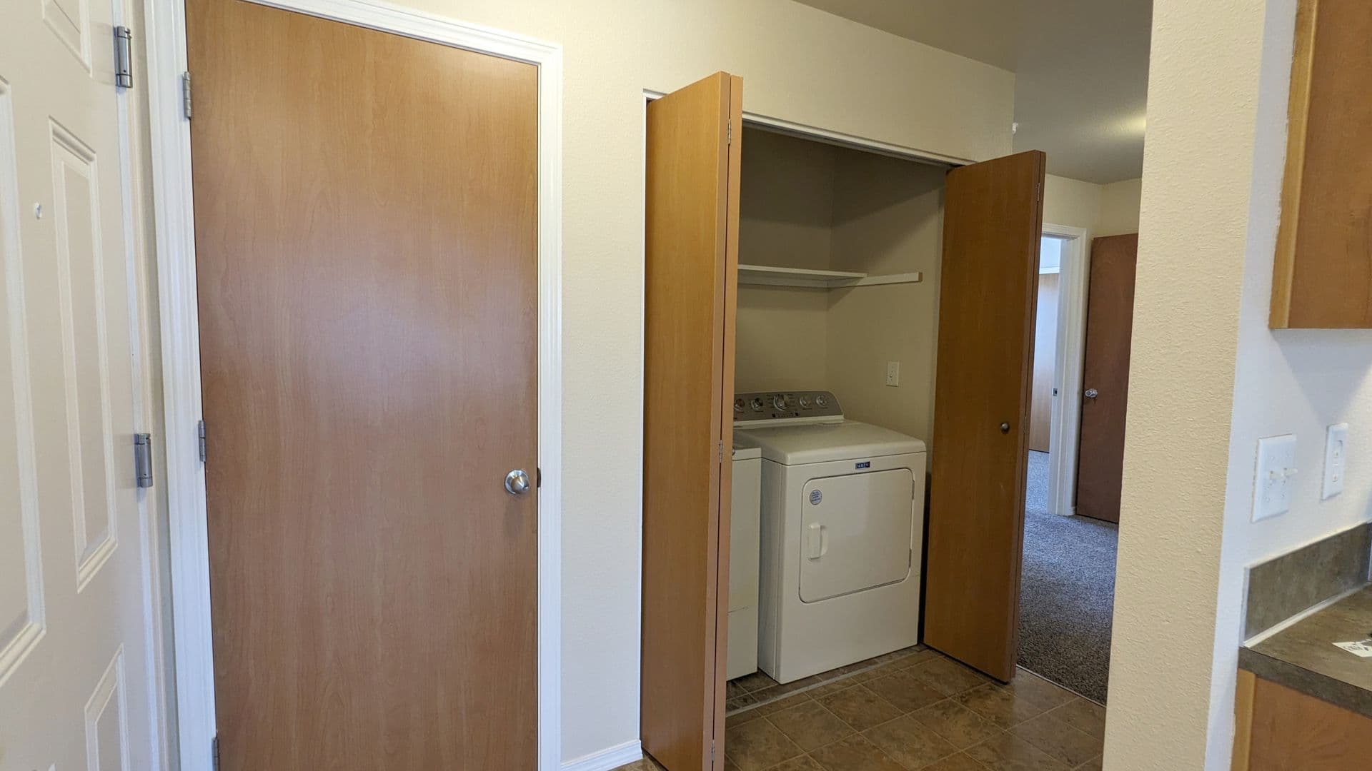 Salem Apartment: 4420-4455 Seaton Lane NE