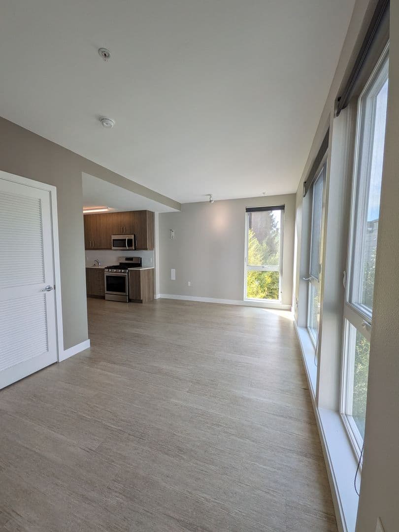 Portland Apartment: 2880 SE Division St