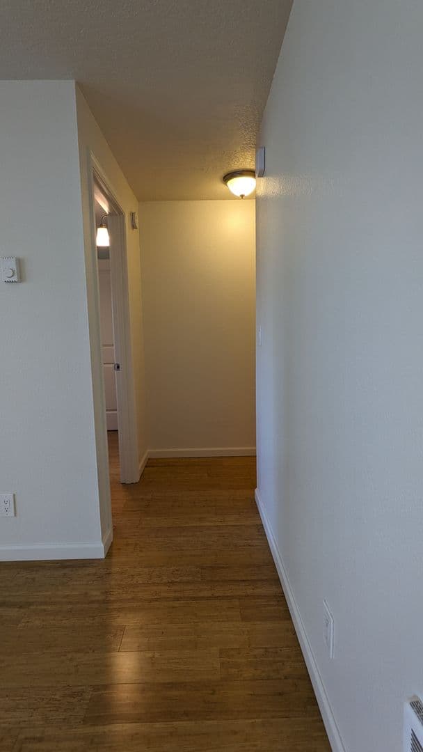 Portland Apartment: 4102-4128 SE Cesar Chavez Blvd