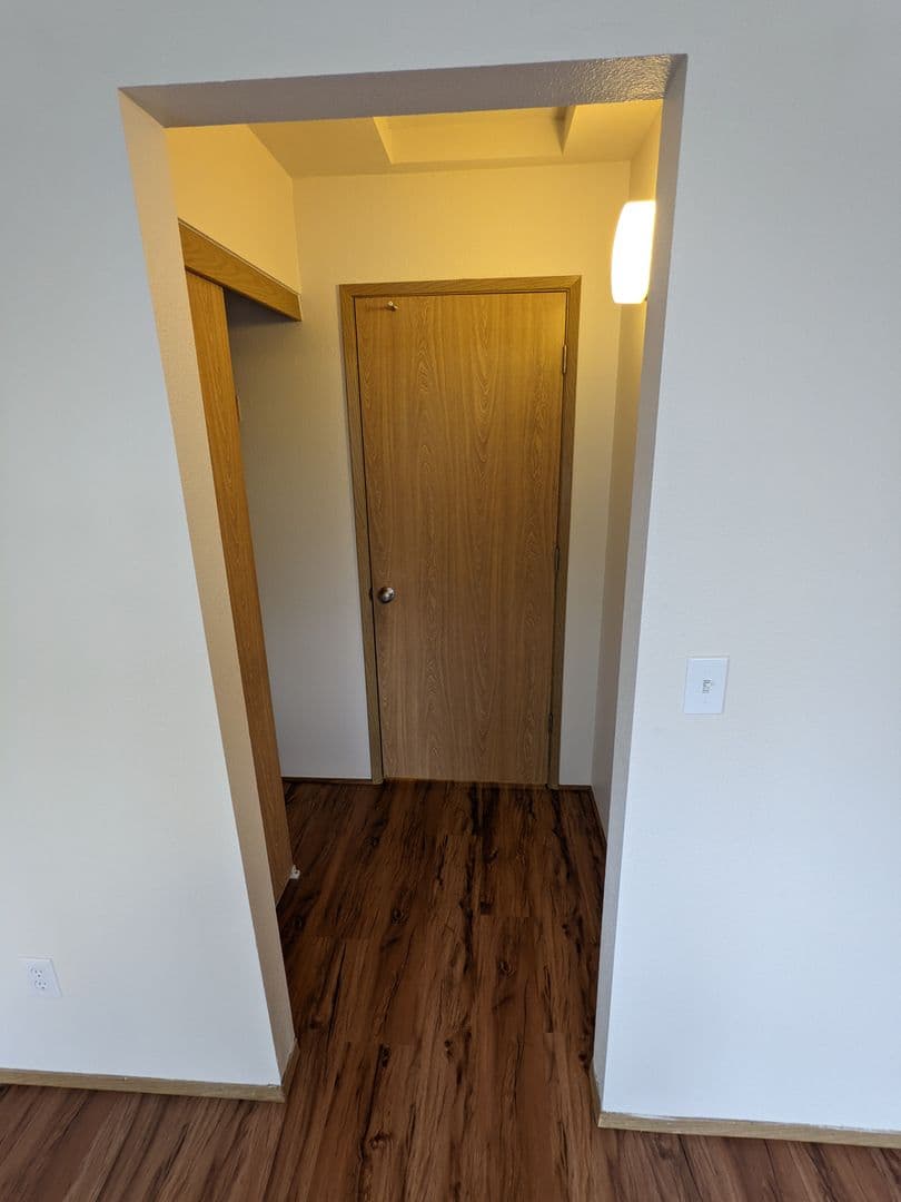 McMinnville Apartment: 1765 SW Tamarack St.