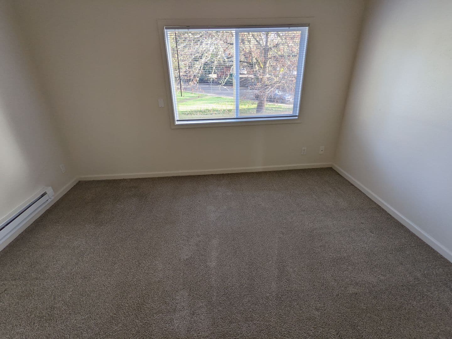 Beaverton Multiplex: 4450 SW Stoddard Drive