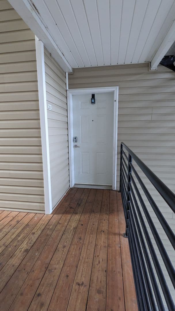 Salem Apartment: 4420-4455 Seaton Lane NE