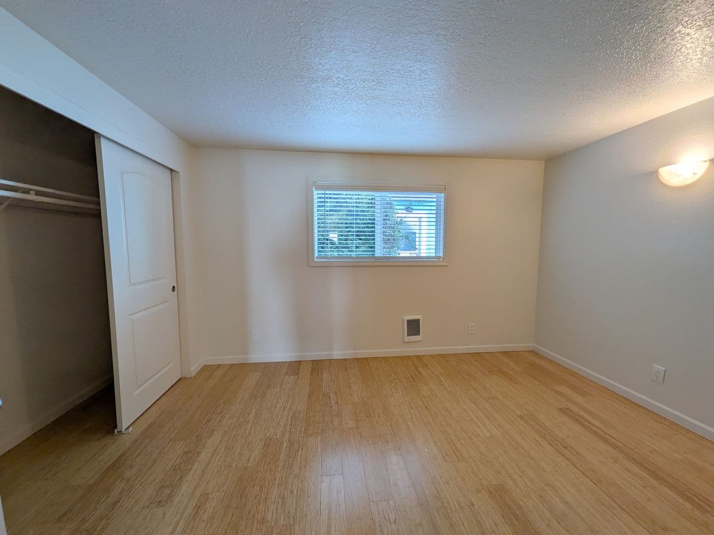 Portland Apartment: 4102-4128 SE Cesar Chavez Blvd