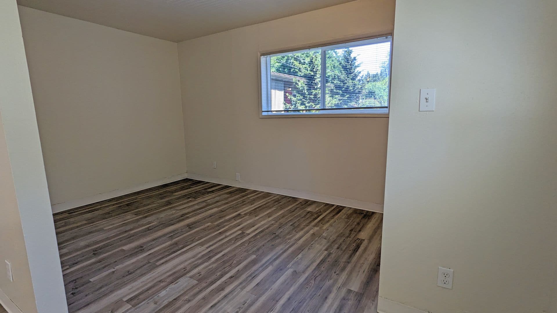 Portland Apartment: 3515 SW 87th Ave. and 3485 SW 87th Ave.