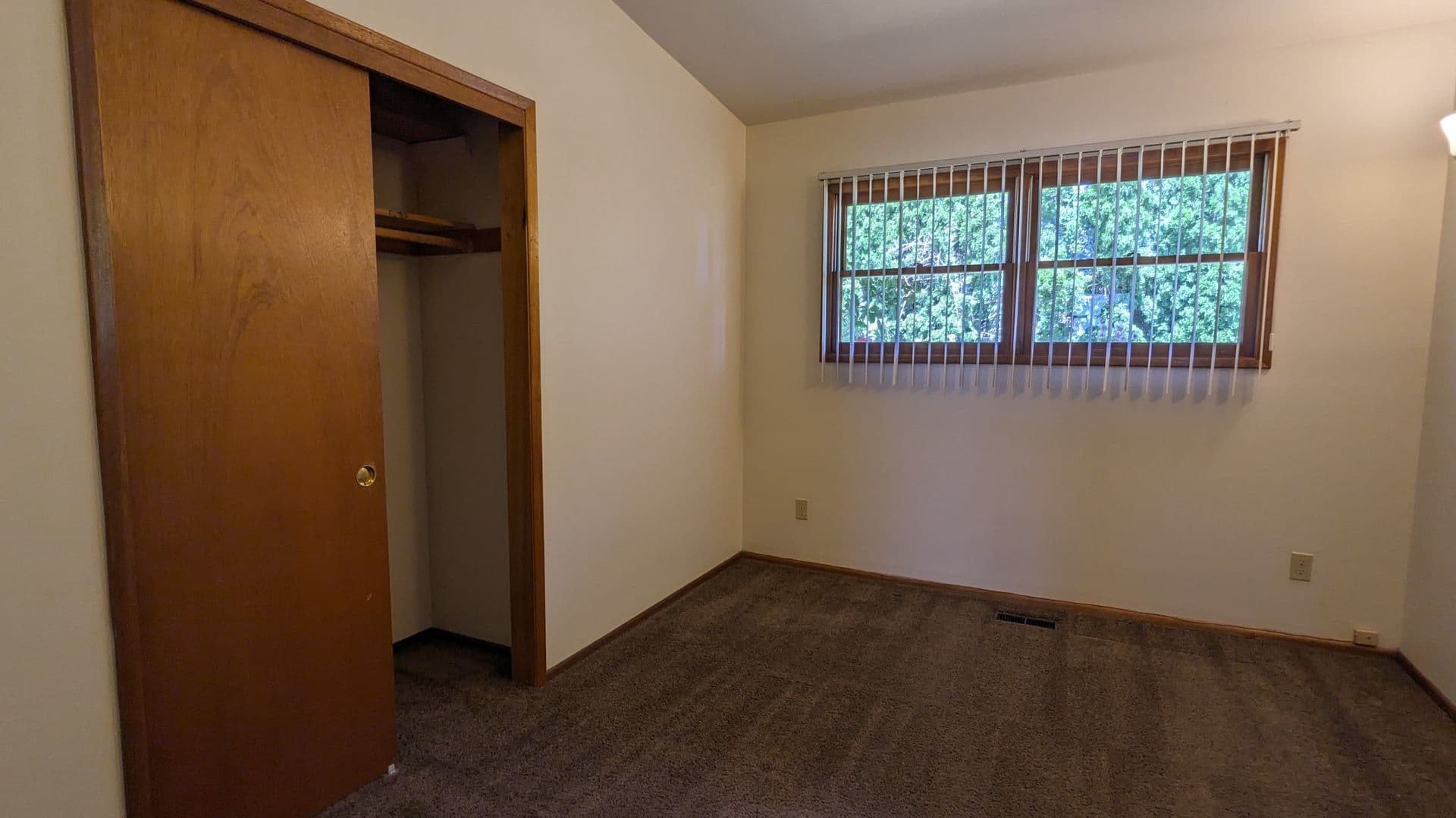Vancouver Apartment: 7403 Tennessee Lane