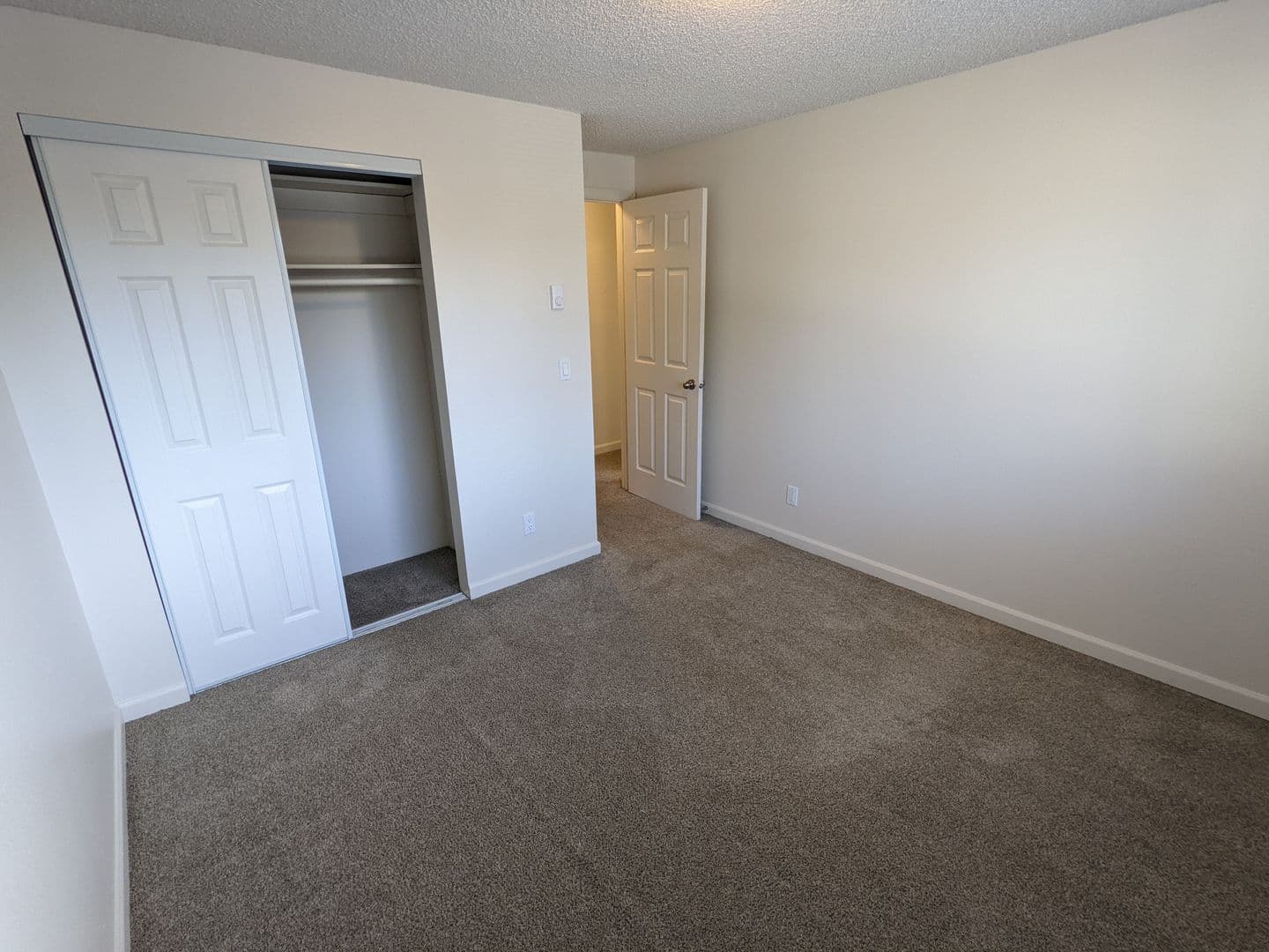 Beaverton Multiplex: 4450 SW Stoddard Drive