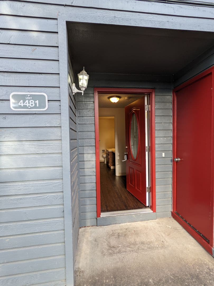 Beaverton Multiplex: 4450 SW Stoddard Drive