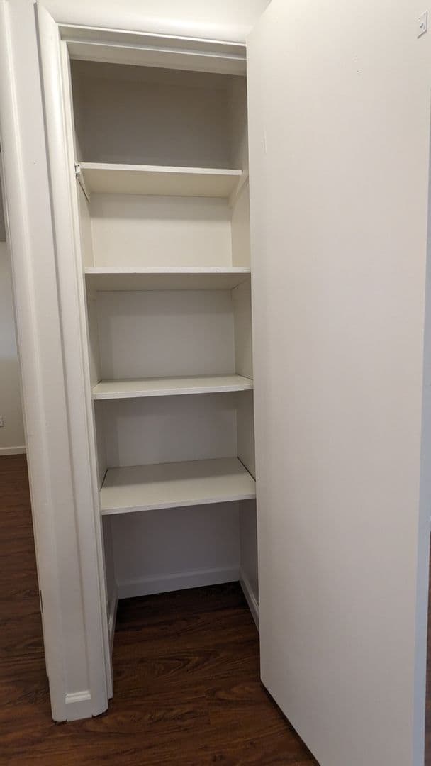 Portland Apartment: 3515 SW 87th Ave. and 3485 SW 87th Ave.