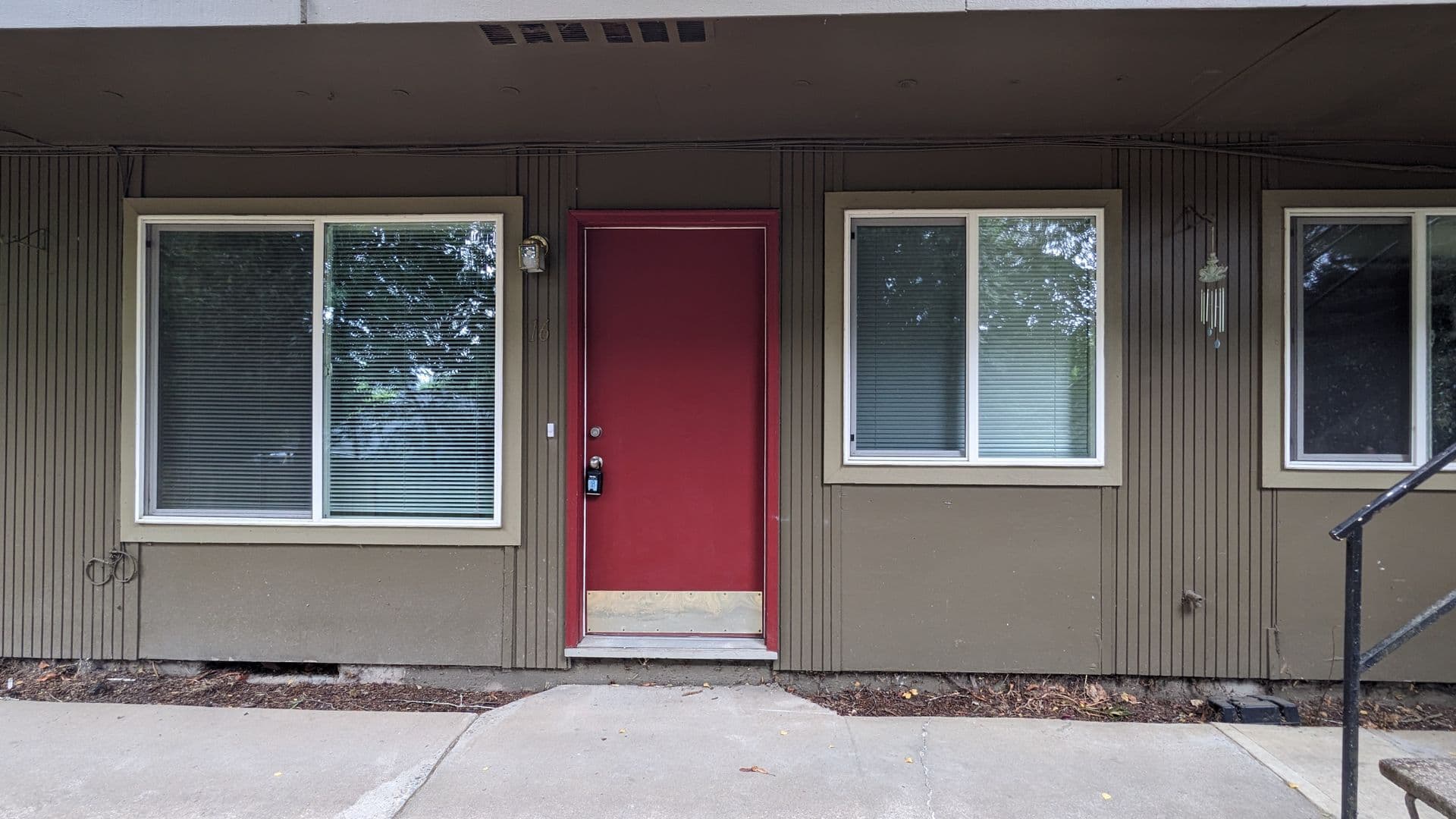 Portland Apartment: 3515 SW 87th Ave. and 3485 SW 87th Ave.