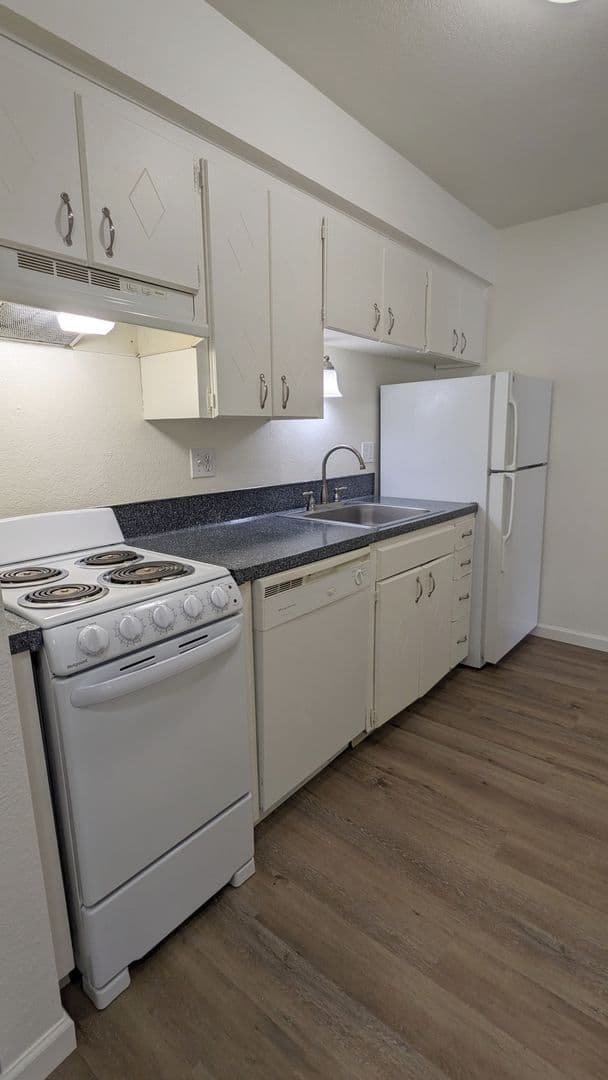 Beaverton Apartment: 6320 SW Lombard Ave