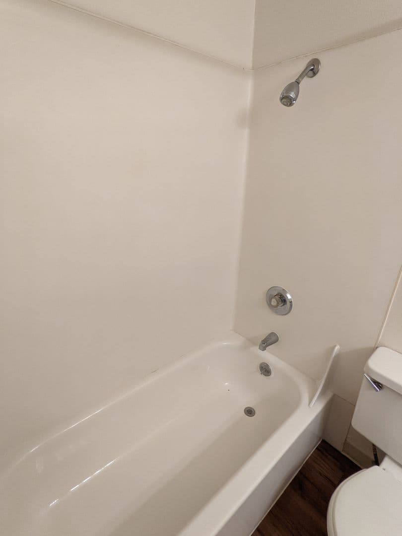 Portland Apartment: 10 S Porter street