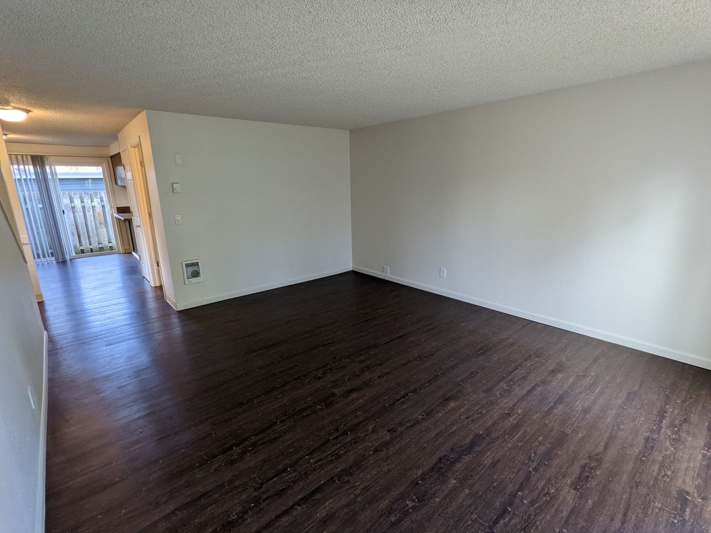 Beaverton Multiplex: 4450 SW Stoddard Drive