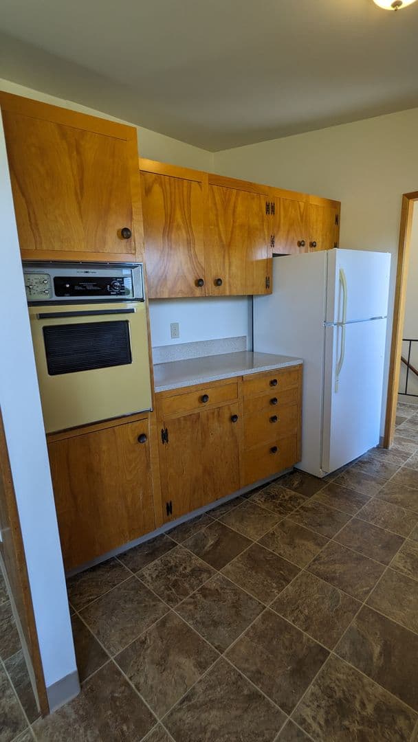Vancouver Apartment: 7403 Tennessee Lane
