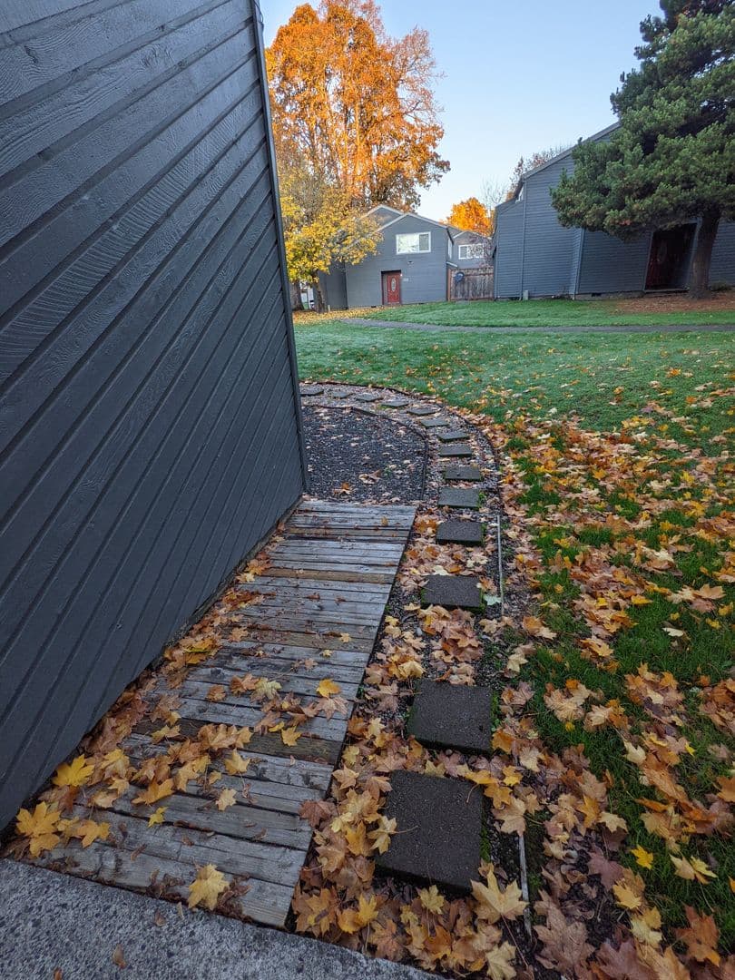 Beaverton Multiplex: 4450 SW Stoddard Drive