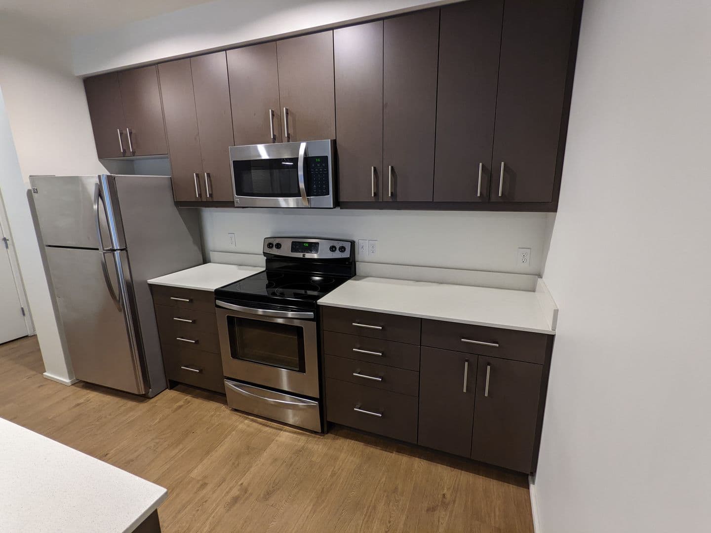 Portland Apartment: 3939 S Viewpoint Terrace