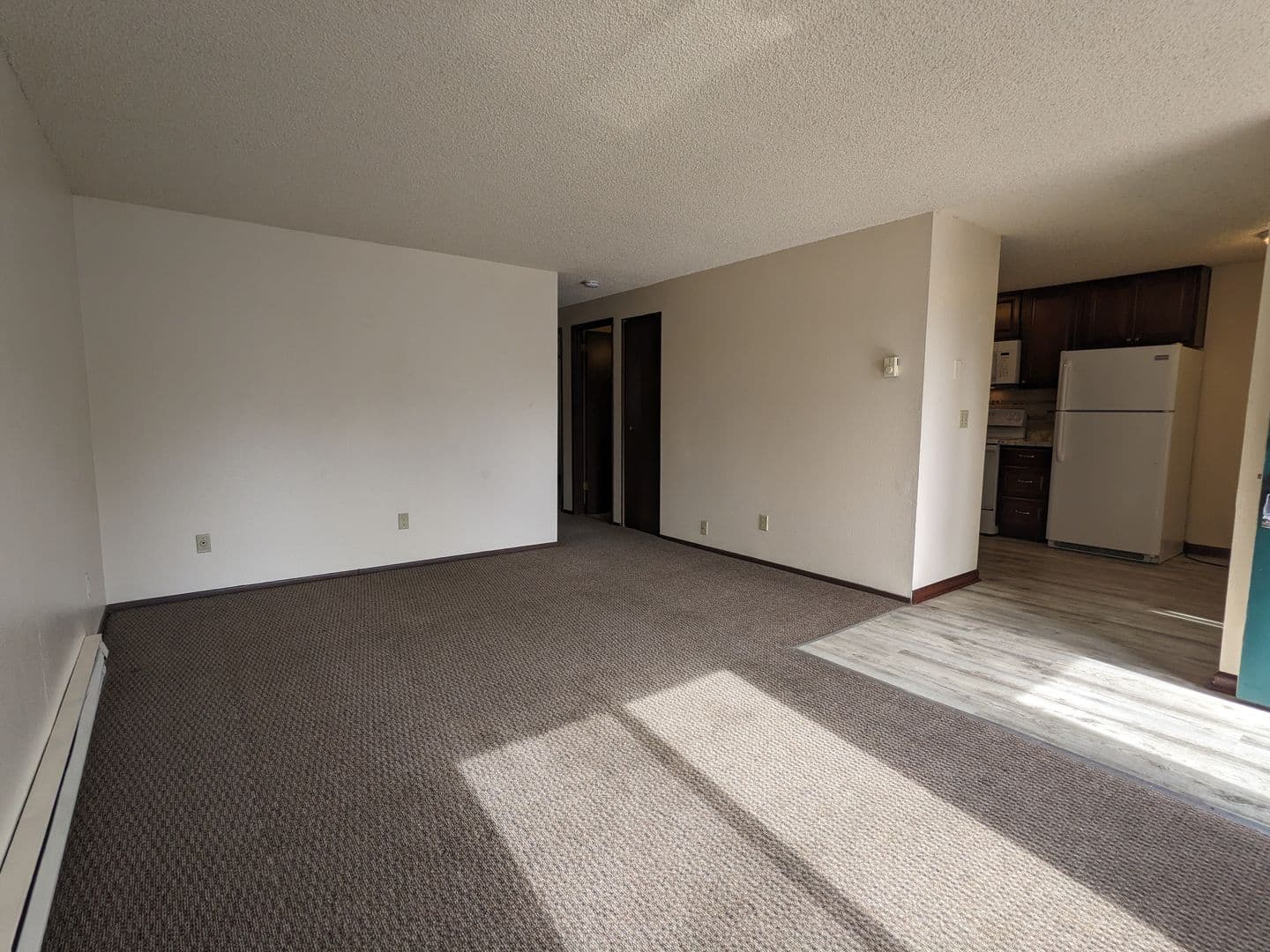 Portland Apartment: 4039 SE Holgate Blvd