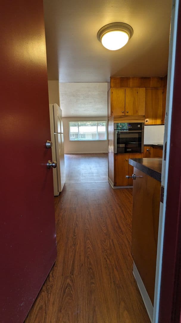 Portland Apartment: 3515 SW 87th Ave. and 3485 SW 87th Ave.