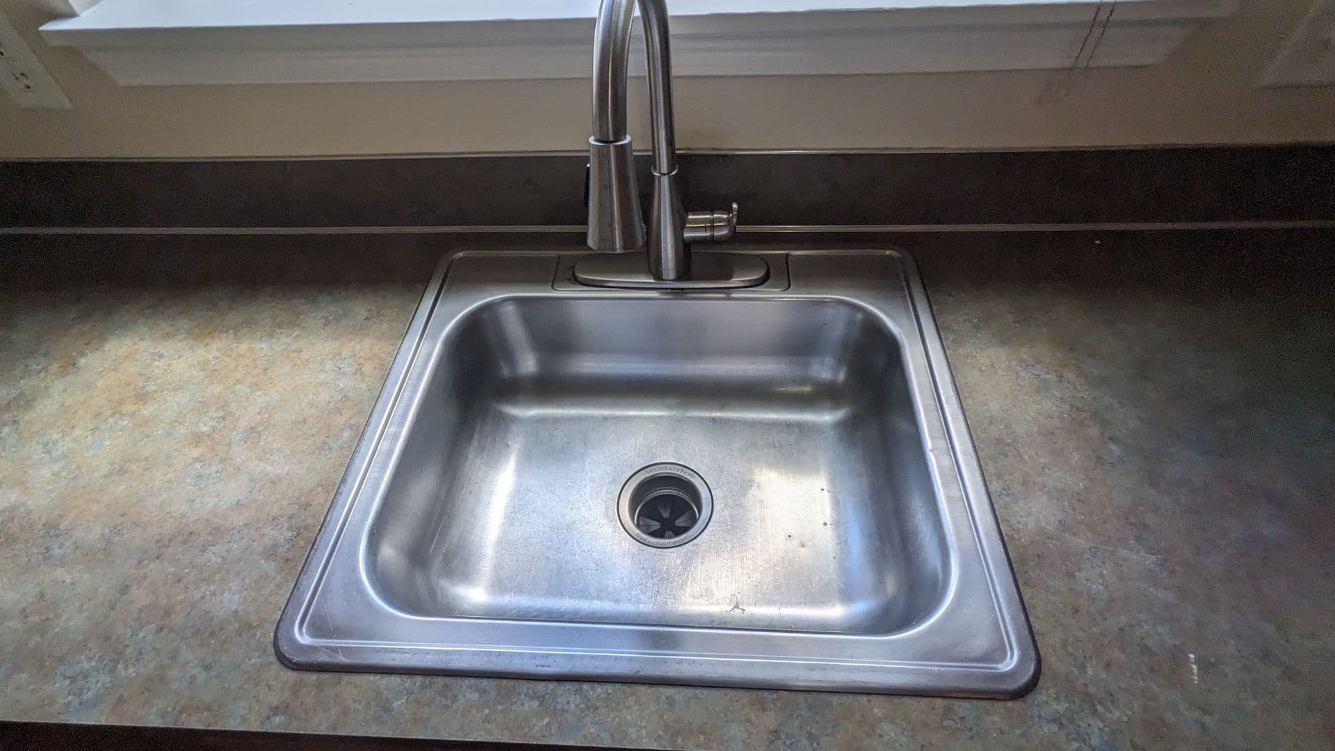 Salem Apartment: 4420-4455 Seaton Lane NE