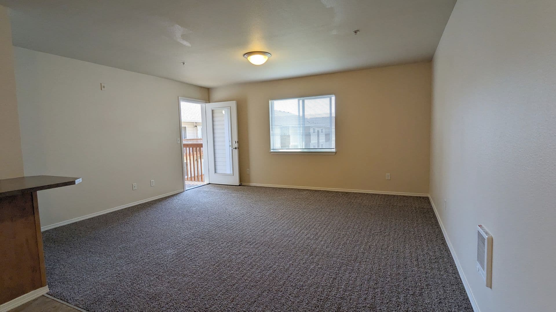 Salem Apartment: 4420-4455 Seaton Lane NE