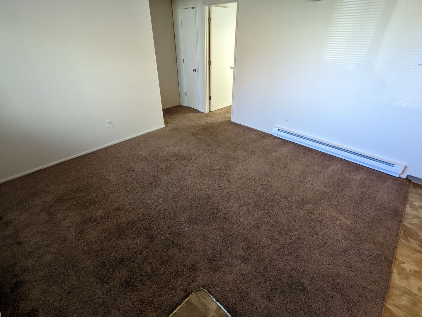Hillsboro Apartment: 1184 NE Turner Drive