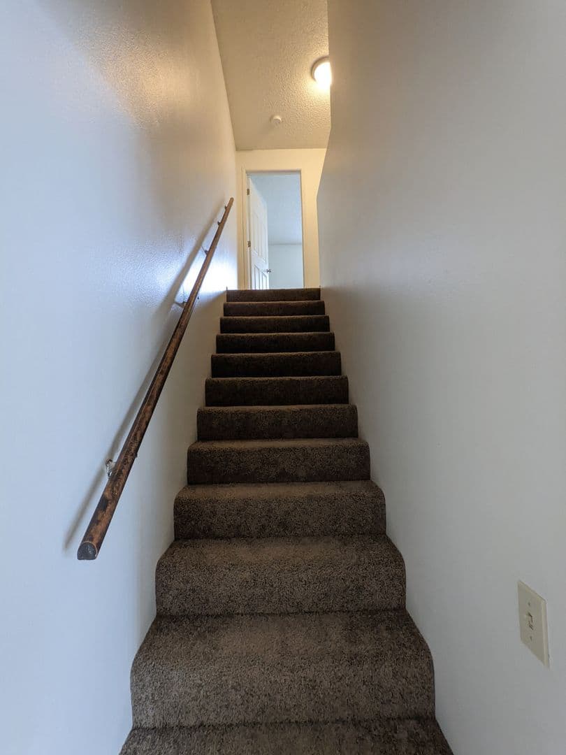 Vancouver Townhome: 15912 SE 2nd Street