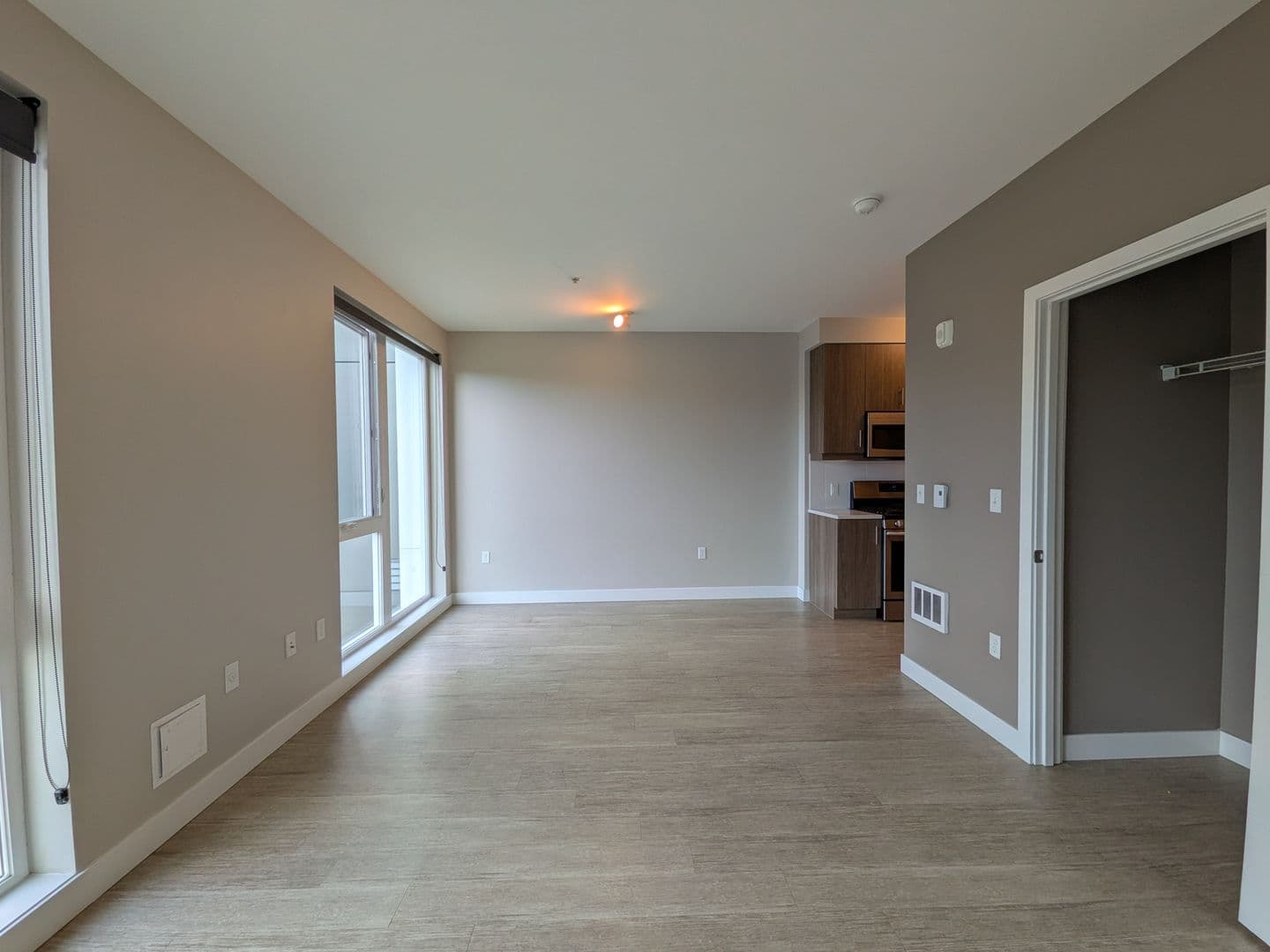 Portland Apartment: 2880 SE Division St