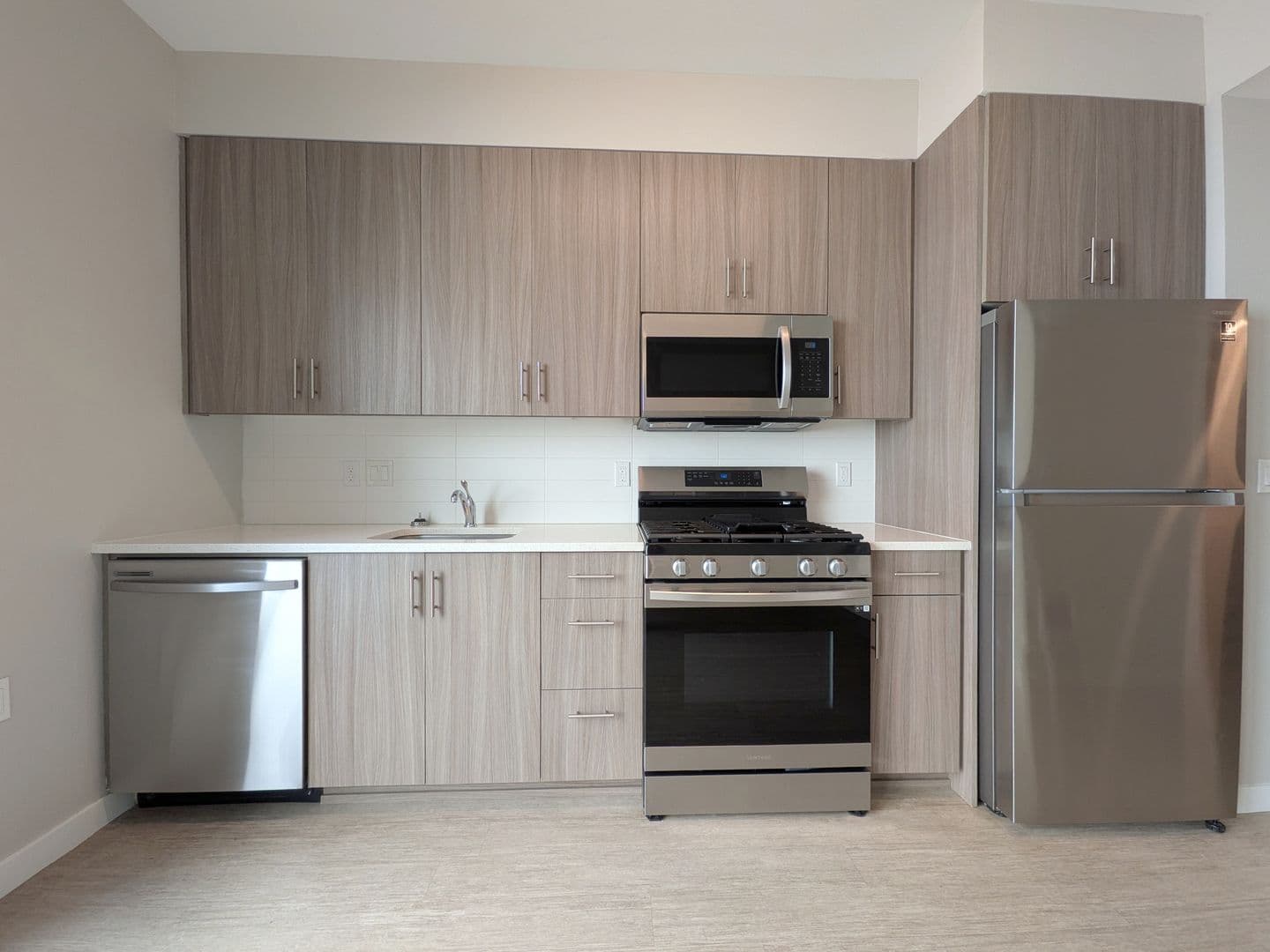 Portland Apartment: 2925 SE Division Street
