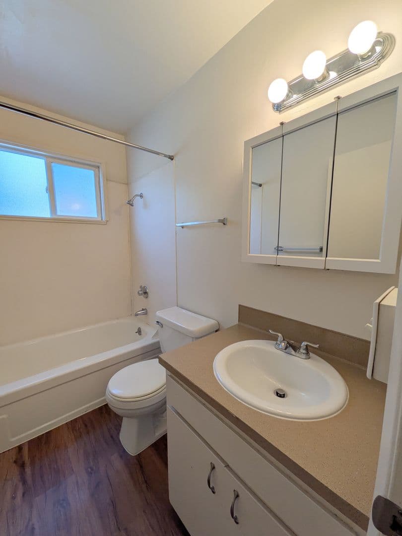 Portland Apartment: 3515 SW 87th Ave. and 3485 SW 87th Ave.