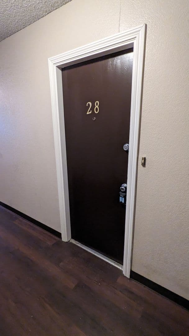 Beaverton Apartment: 6320 SW Lombard Ave