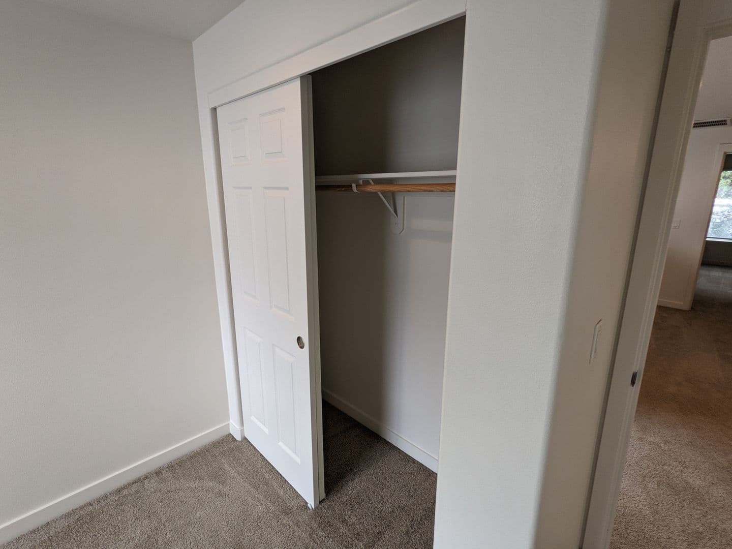 Portland Townhome: 16906 NE Halsey Street