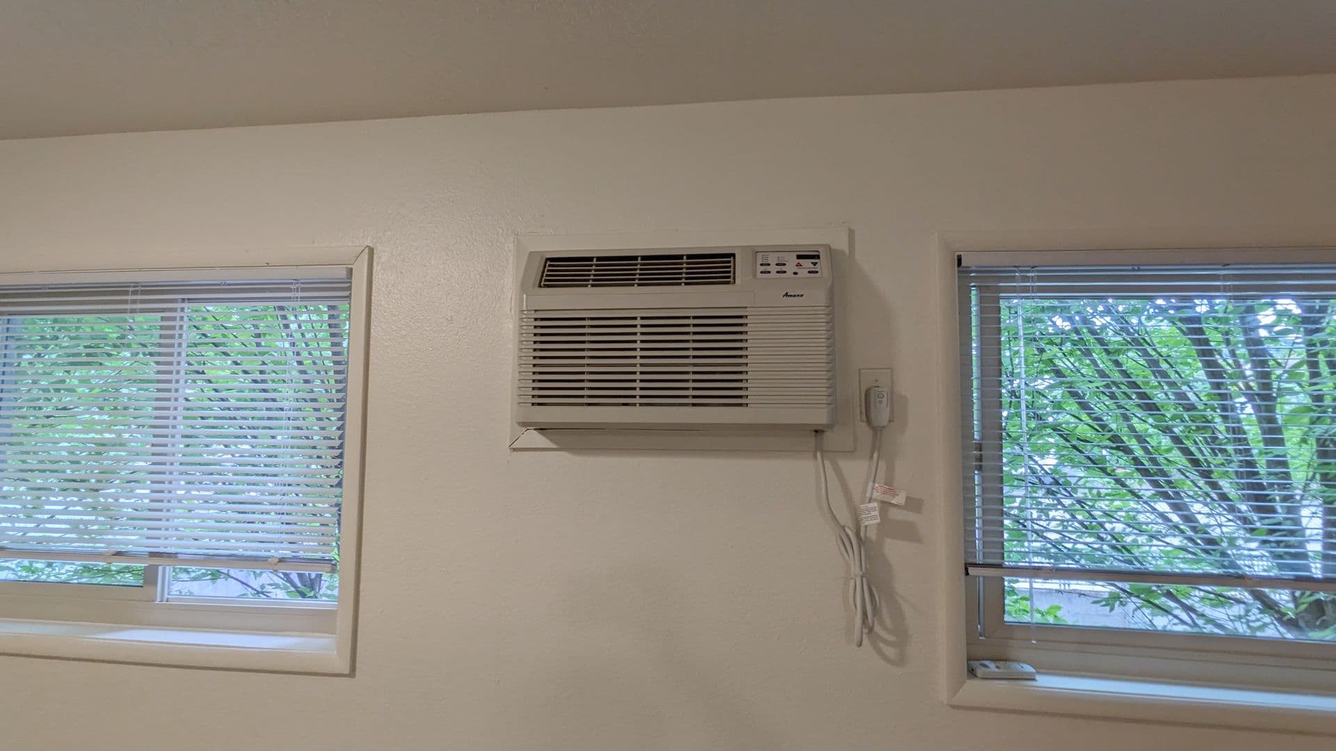 Portland Apartment: 10 S Porter street