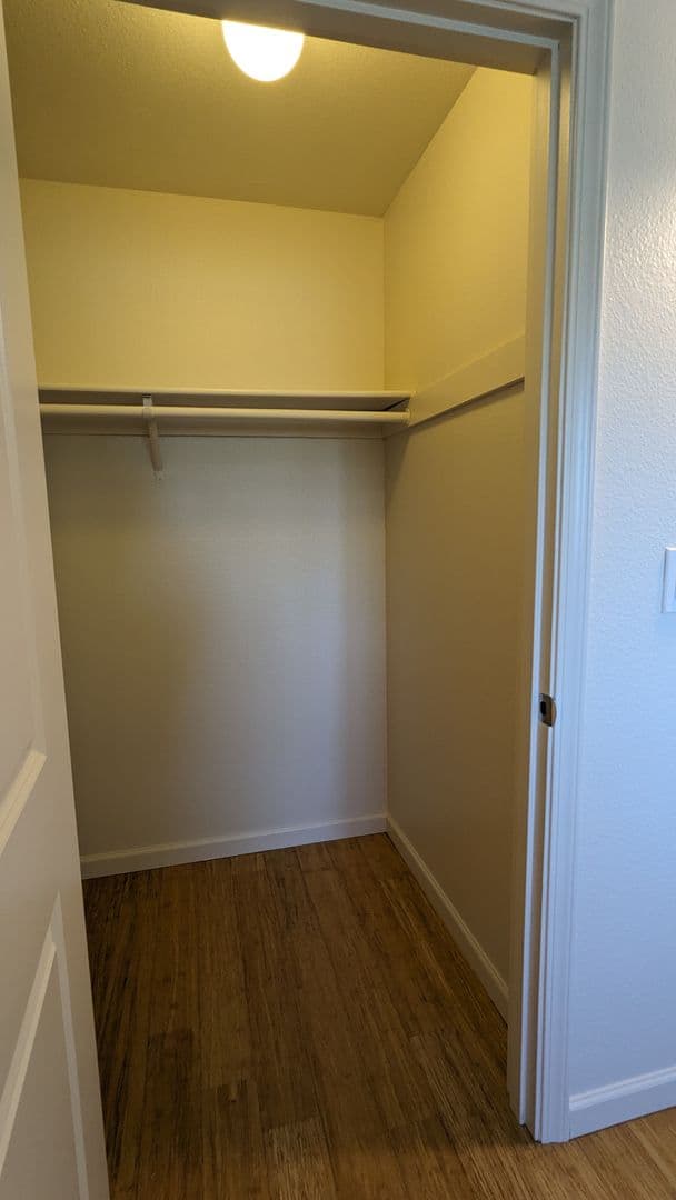 Portland Apartment: 4102-4128 SE Cesar Chavez Blvd