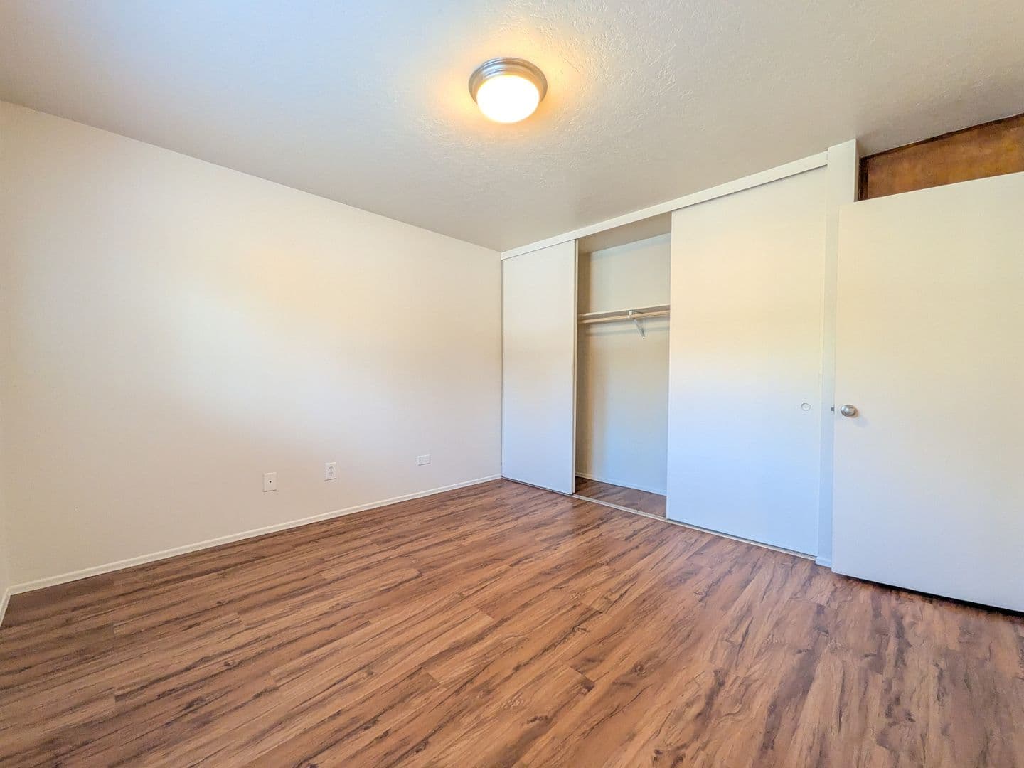 Portland Apartment: 3515 SW 87th Ave. and 3485 SW 87th Ave.