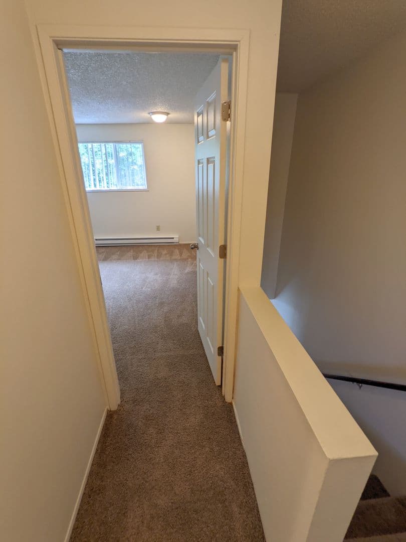 Vancouver Townhome: 15912 SE 2nd Street