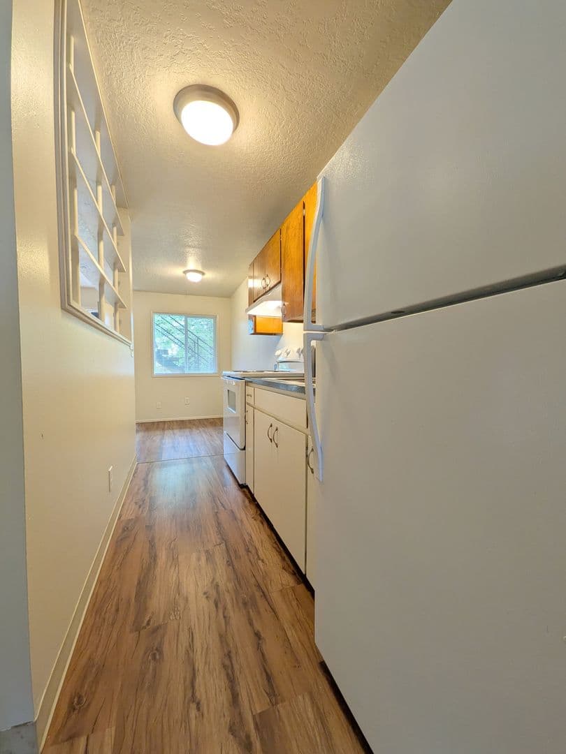 Portland Apartment: 3515 SW 87th Ave. and 3485 SW 87th Ave.