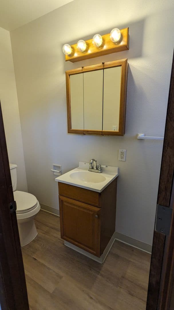 Vancouver Apartment: 7403 Tennessee Lane