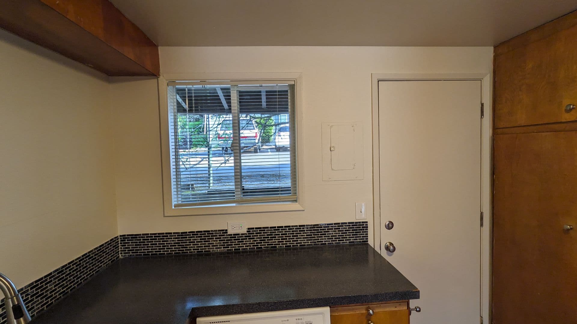 Portland Apartment: 3515 SW 87th Ave. and 3485 SW 87th Ave.