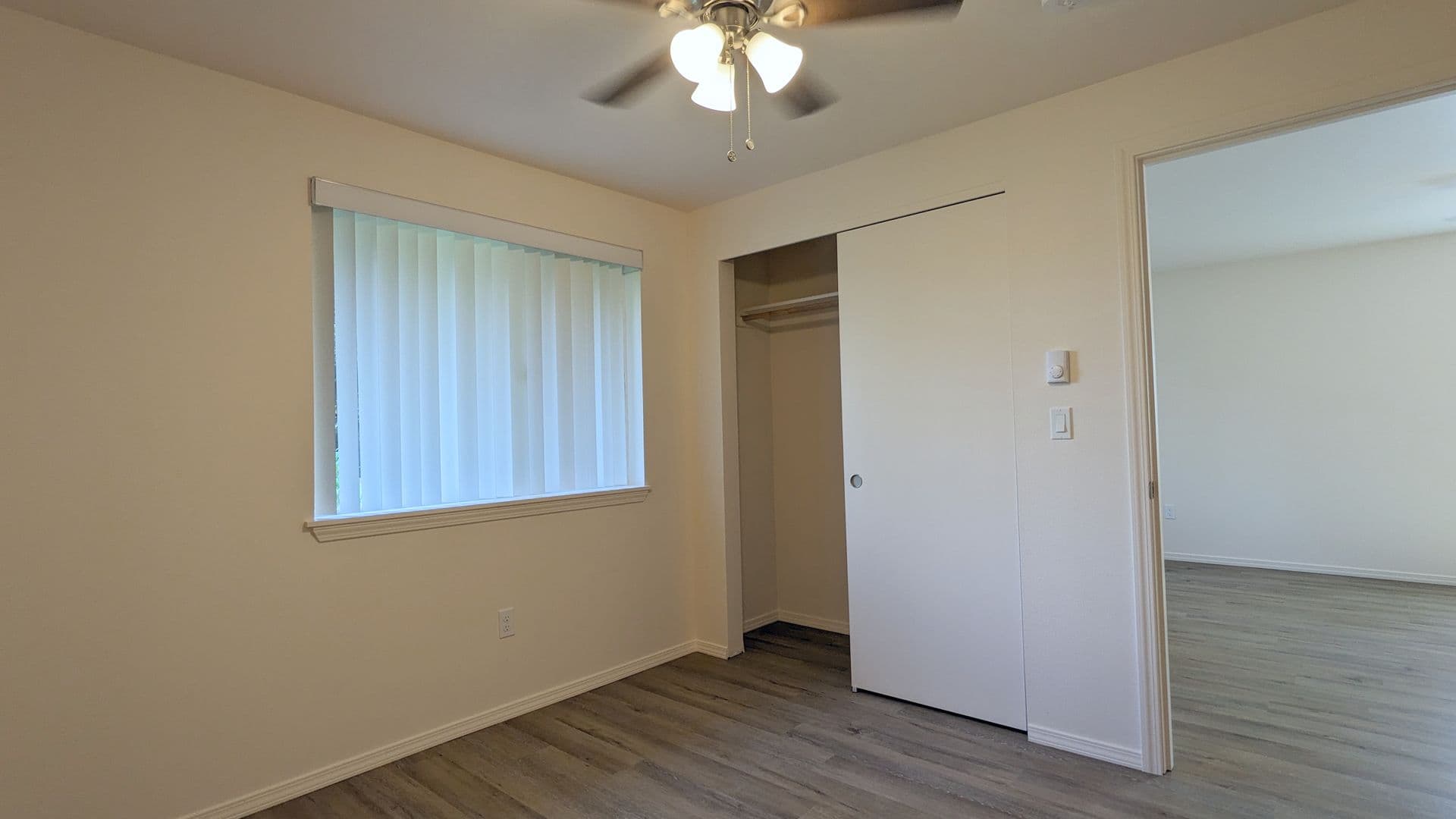 McMinnville Apartment: 855 SE Ford St