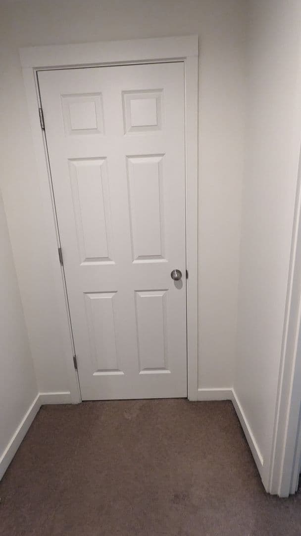 Portland Townhome: 16906 NE Halsey Street