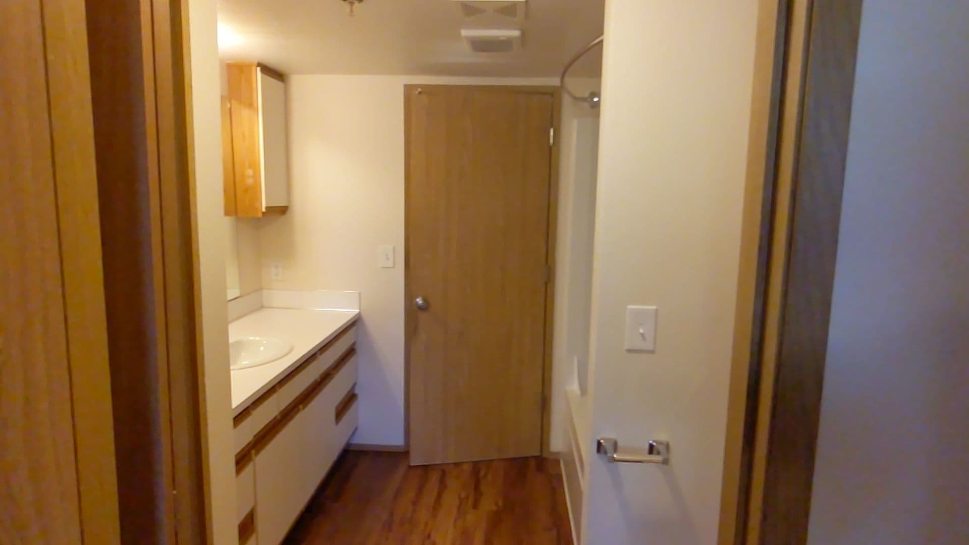 McMinnville Apartment: 1765 SW Tamarack St.