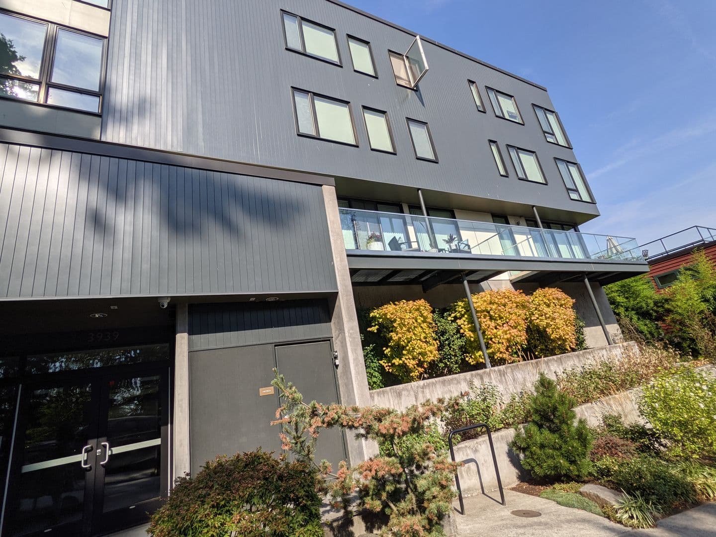 Portland Apartment: 3939 S Viewpoint Terrace