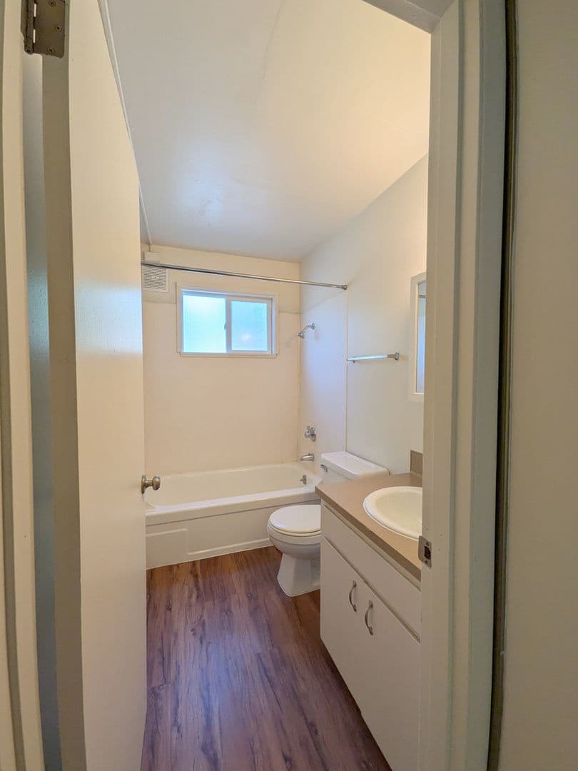 Portland Apartment: 3515 SW 87th Ave. and 3485 SW 87th Ave.