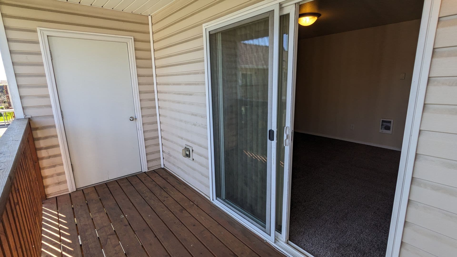 Salem Apartment: 4420-4455 Seaton Lane NE