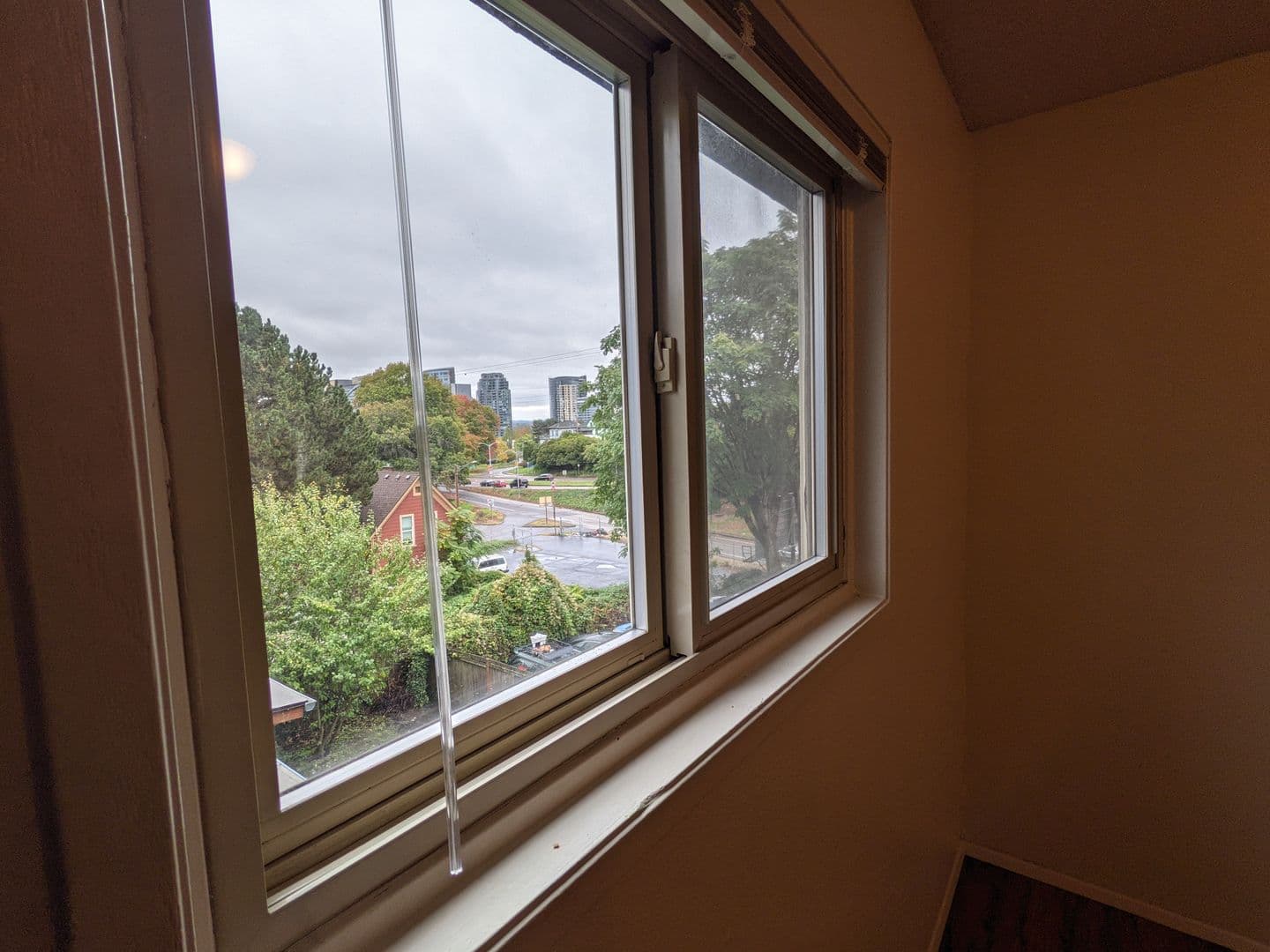 Portland Apartment: 10 S Porter street